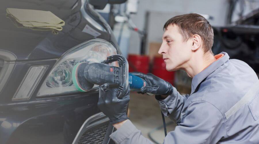 Why choose water damage restoration service for emergency water extraction services in Murfreesboro